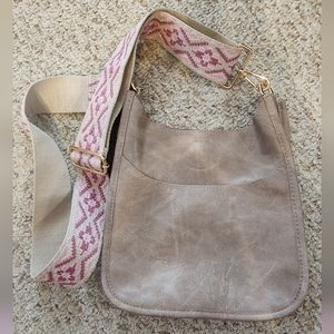 Social Threads Cross Body Purse